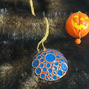 Joan Rivers necklace